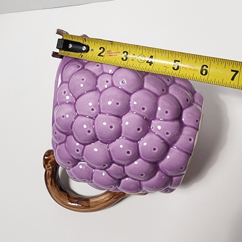 Grape pitcher - Picture 11 of 15